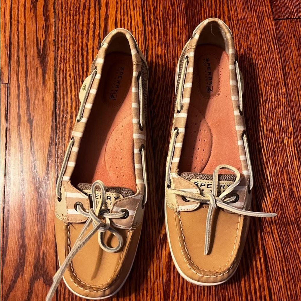 Sperry boat shoes, women’s size 10, like new